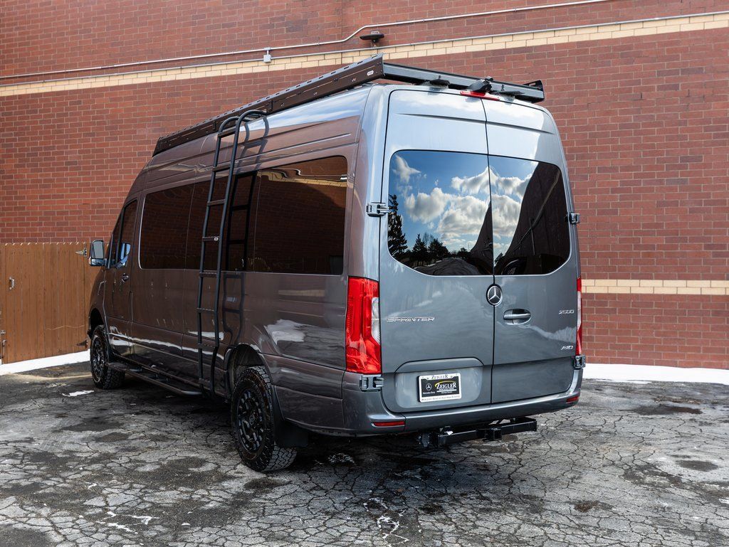 Used 2025 Mercedes-Benz Sprinter 2500 image 18