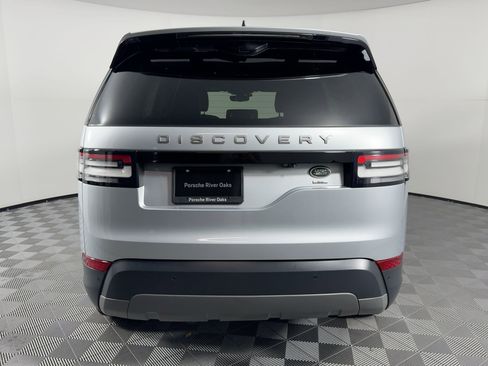 Used 2019 Land Rover Discovery SE image 10