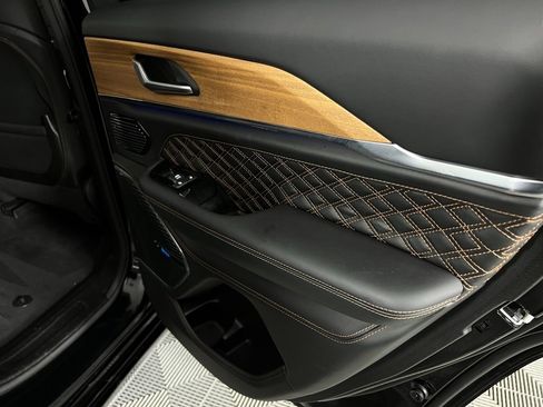 Used 2024 Jeep Grand Cherokee Summit image 33