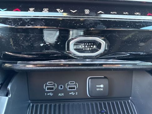 New 2026 Jeep Grand Cherokee Laredo image 15