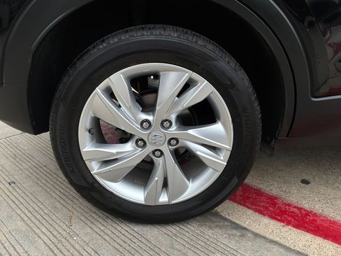 Used 2025 Buick Encore GX Preferred FWD image 9