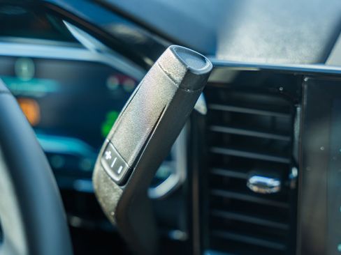 Used 2024 Chevrolet Silverado 3500 High Country w/ High Country Premium Package image 41