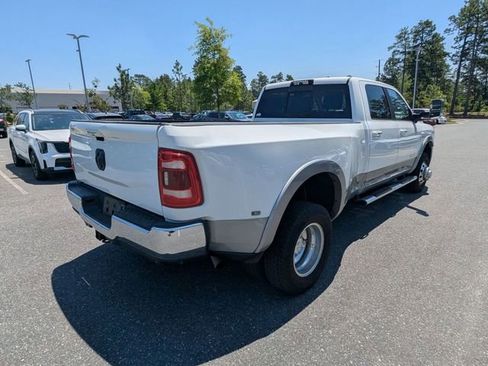 Used 2019 RAM 3500 Laramie AWD/4WD image 3