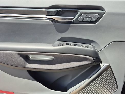 New 2026 Kia EV9 Land w/ Nightfall Edition Package AWD/4WD image 6