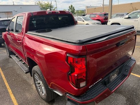 Used 2023 Chevrolet Colorado LT RWD image 5
