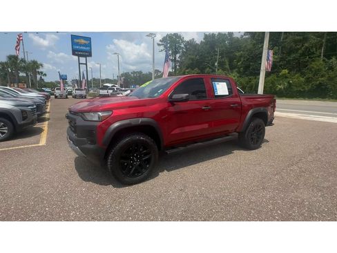 Used 2025 Chevrolet Colorado Trail Boss AWD/4WD image 6