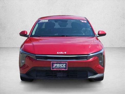 Used 2025 Kia K4 FWD image 2