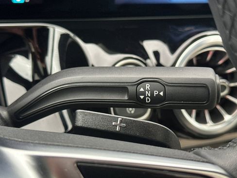 Certified 2025 Mercedes-Benz GLA 250 4MATIC image 21