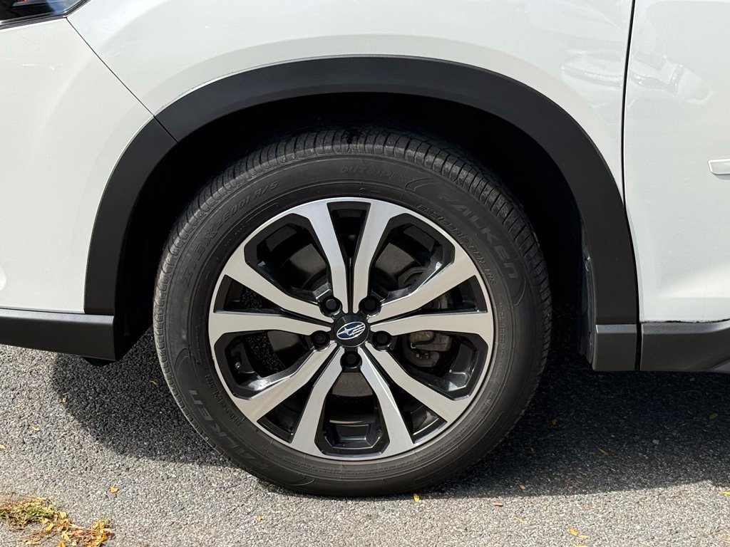 Certified 2023 Subaru Forester Limited AWD/4WD image 10