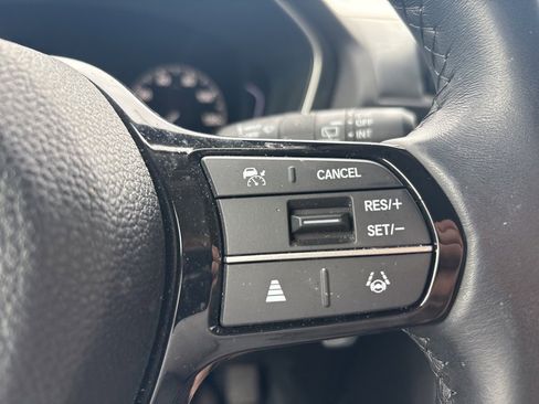 Certified 2023 Honda Pilot Touring image 12