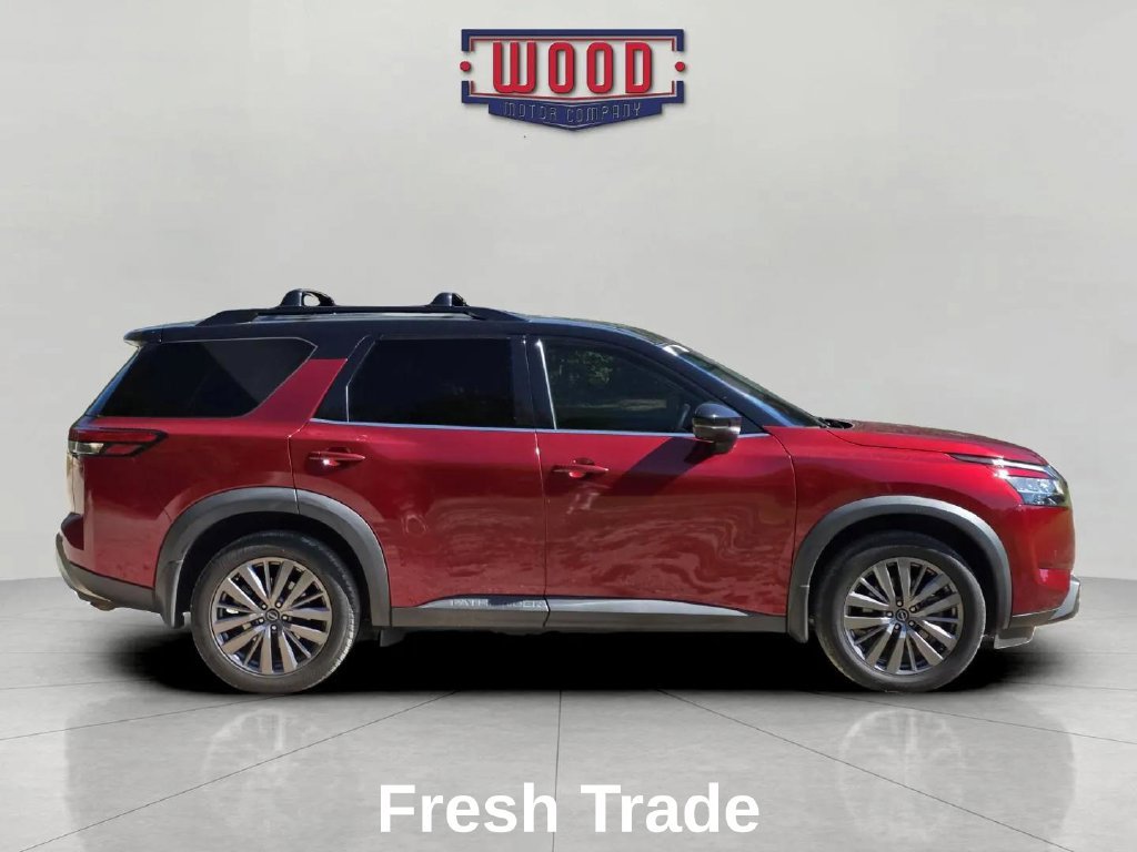 Used 2023 Nissan Pathfinder SL w/ SL Premium Package AWD/4WD image 6