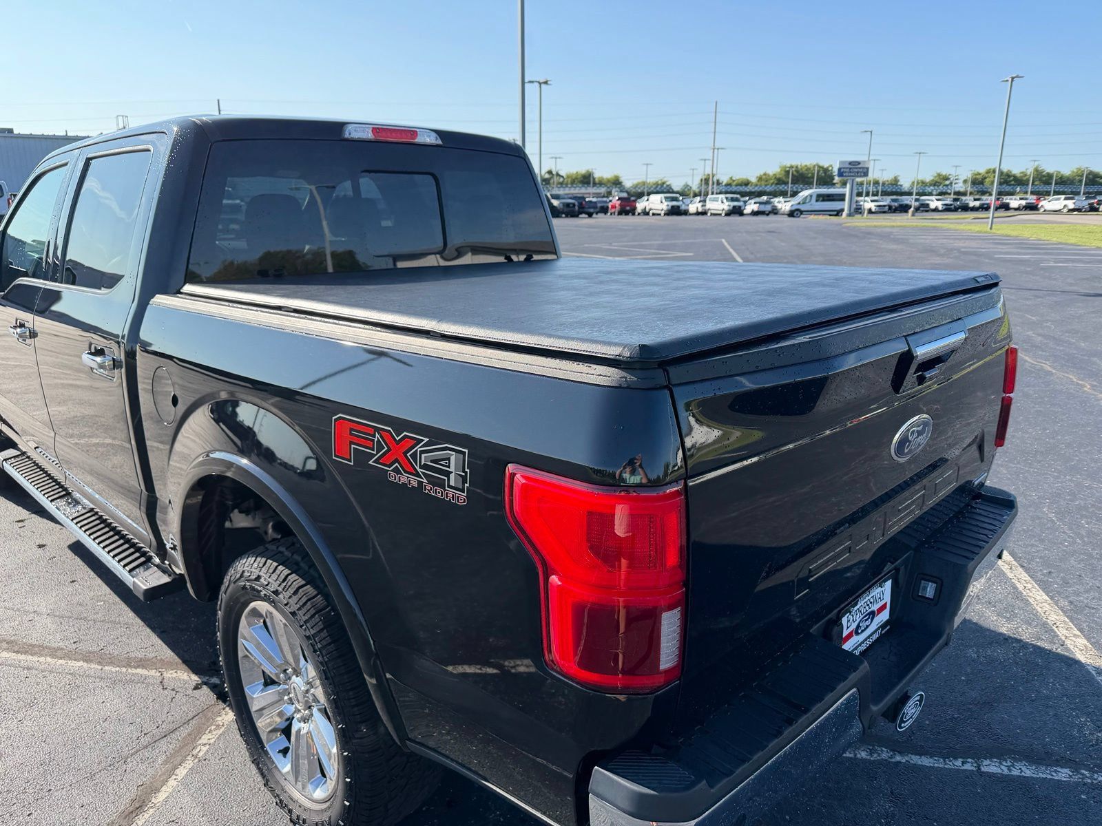 Used 2020 Ford F150 Lariat w/ Equipment Group 502A Luxury AWD/4WD image 11