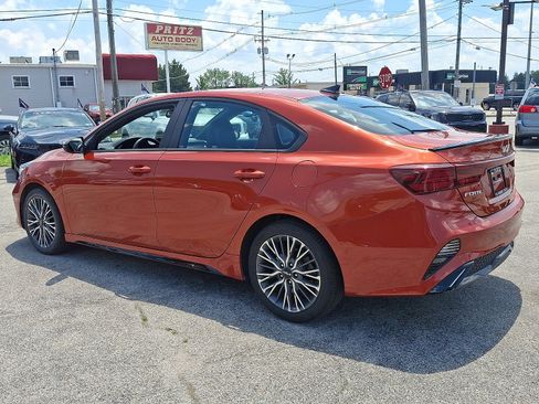 Used 2023 Kia Forte GT-Line w/ GT-Line Premium Package image 5