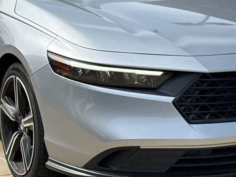 Used 2023 Honda Accord Sport image 5