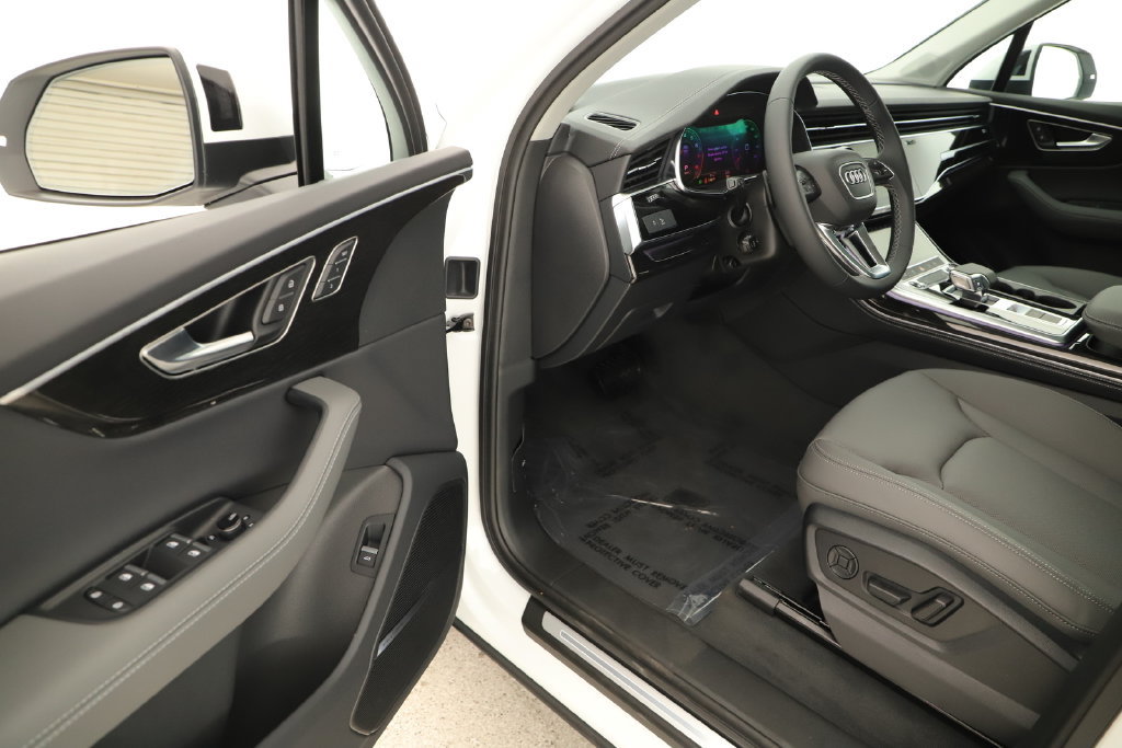 New 2026 Audi Q7 2.0T Premium Plus AWD/4WD image 14