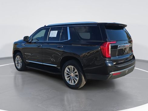 Used 2022 GMC Yukon SLT w/ SLT Premium Package image 6