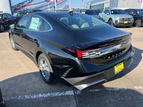 New 2025 Hyundai Sonata SE FWD image 5