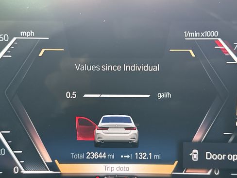 Certified 2024 BMW 330i Sedan w/ Convenience Package image 27