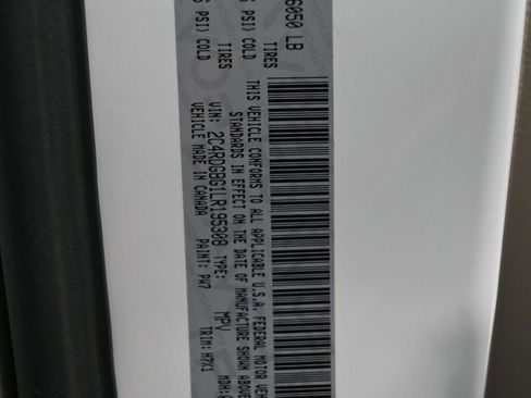 Used 2020 Dodge Grand Caravan SE image 17