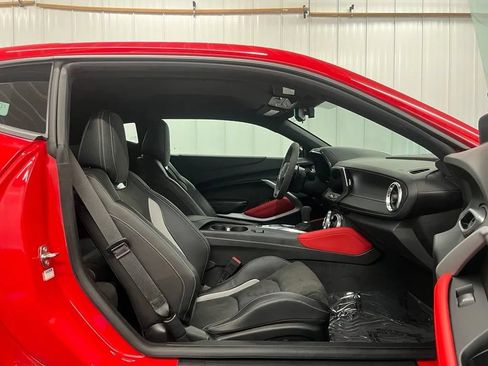 Used 2022 Chevrolet Camaro SS RWD image 20