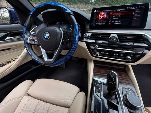 Used 2021 BMW 530i xDrive w/ Convenience Package AWD/4WD image 22