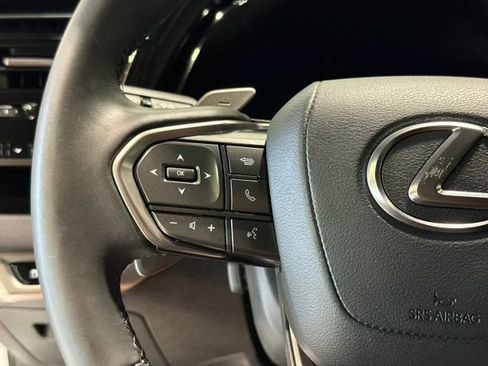 Used 2025 Lexus RX 350 FWD w/ Technology Package image 25