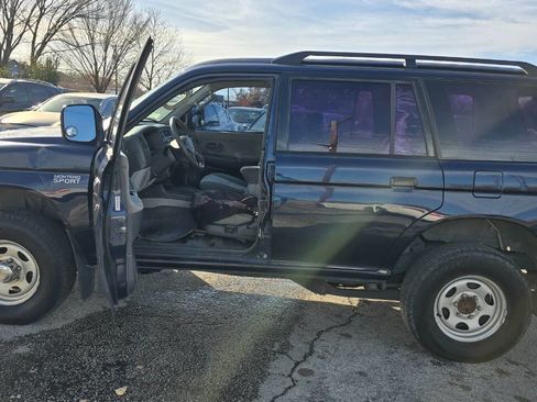 Used 2003 Mitsubishi Montero Sport LS image 3