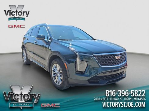 Used 2025 Cadillac XT4 Premium Luxury w/ Cold Weather Package image 1