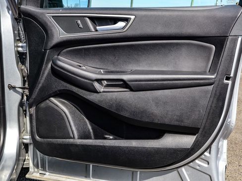 Used 2024 Ford Edge SEL image 37