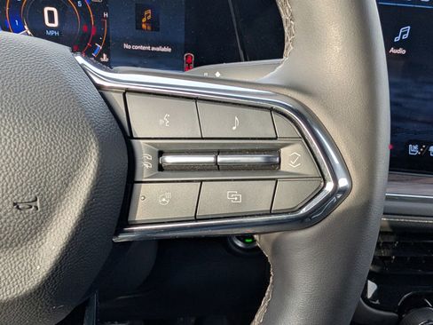 Used 2025 Chevrolet Tahoe Premier image 25