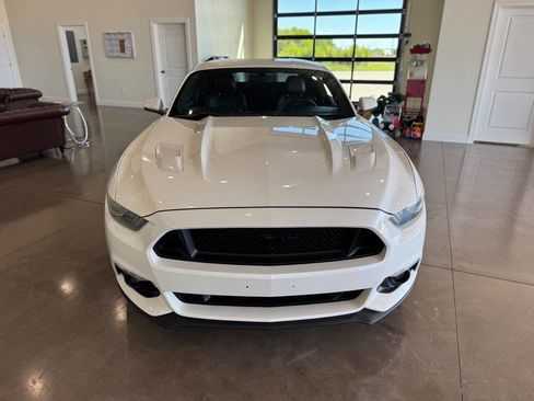 Used 2017 Ford Mustang GT Premium w/ Black Accent Package RWD image 7
