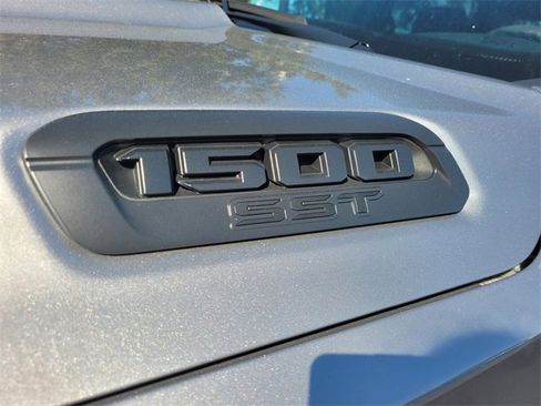 Certified 2025 RAM 1500 Classic Warlock image 4