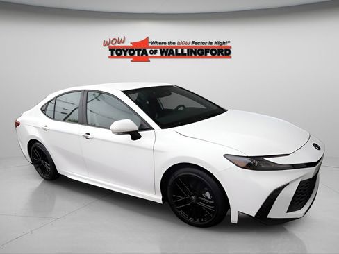 Certified 2025 Toyota Camry SE w/ Convenience Package FWD image 14