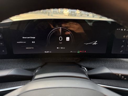 Used 2024 Lucid Air Pure image 7