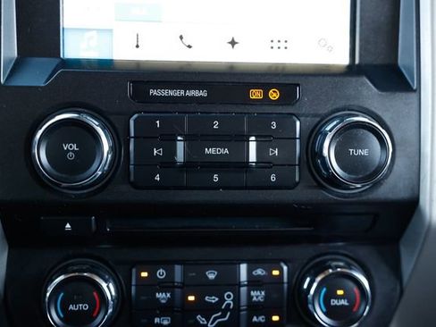 Used 2017 Ford F250 Lariat w/ Lariat Ultimate Package image 35