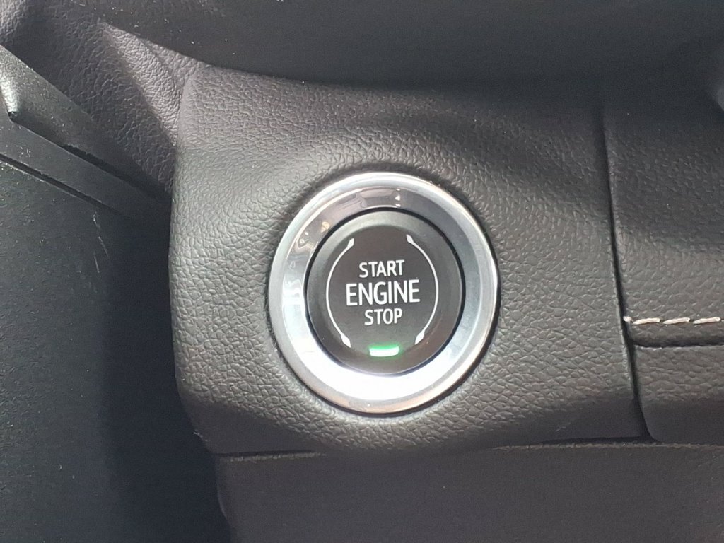 Used 2023 Buick Envision Preferred AWD/4WD image 22
