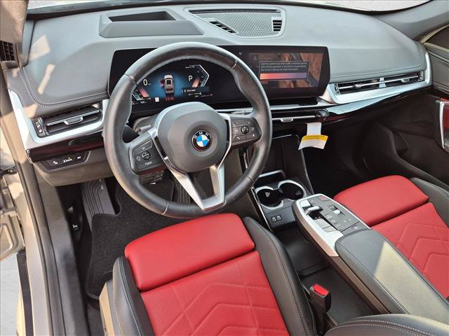 Used 2025 BMW X1 xDrive28i AWD/4WD image 10