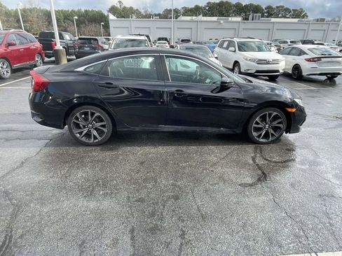 Used 2019 Honda Civic Sport image 11