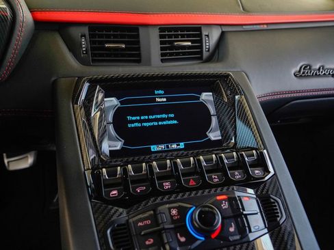 Used 2018 Lamborghini Aventador S image 68