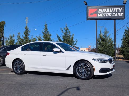 Used 2019 BMW 530i xDrive w/ Convenience Package image 5