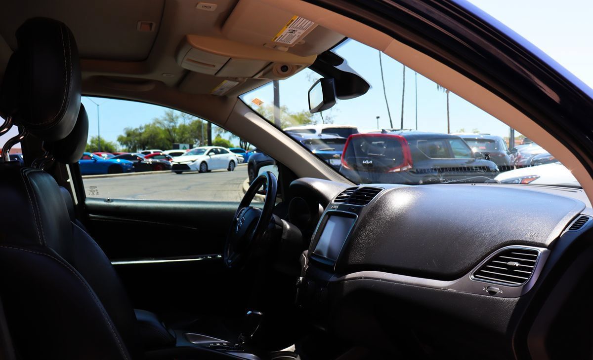 Used 2020 Dodge Journey Crossroad FWD image 32