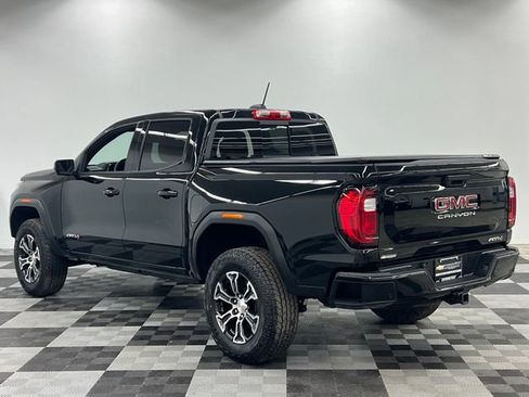 Used 2025 GMC Canyon AT4 AWD/4WD image 7
