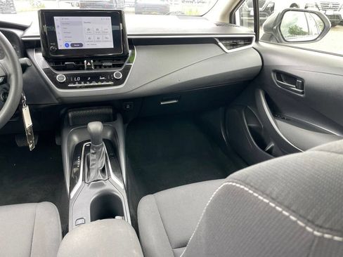 Used 2023 Toyota Corolla LE AWD/4WD image 10