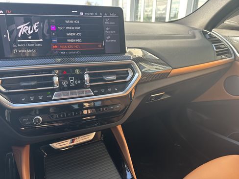 Used 2023 BMW X4 M40i w/ Premium Package image 22