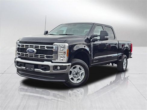 New 2026 Ford F250 XLT image 1