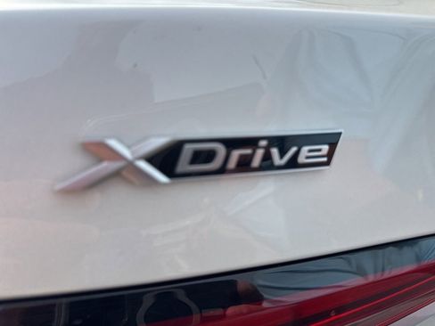 Used 2025 BMW 540i xDrive image 25