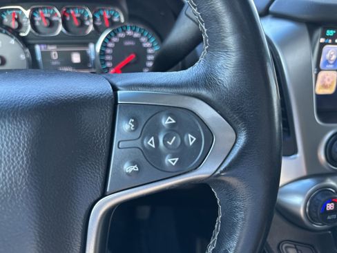 Used 2019 Chevrolet Tahoe LT AWD/4WD image 32