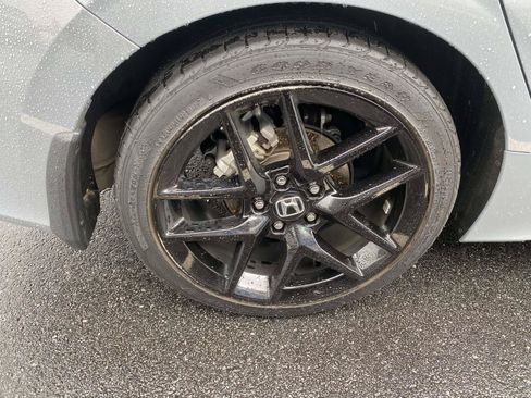 Used 2025 Honda Civic Sport image 9
