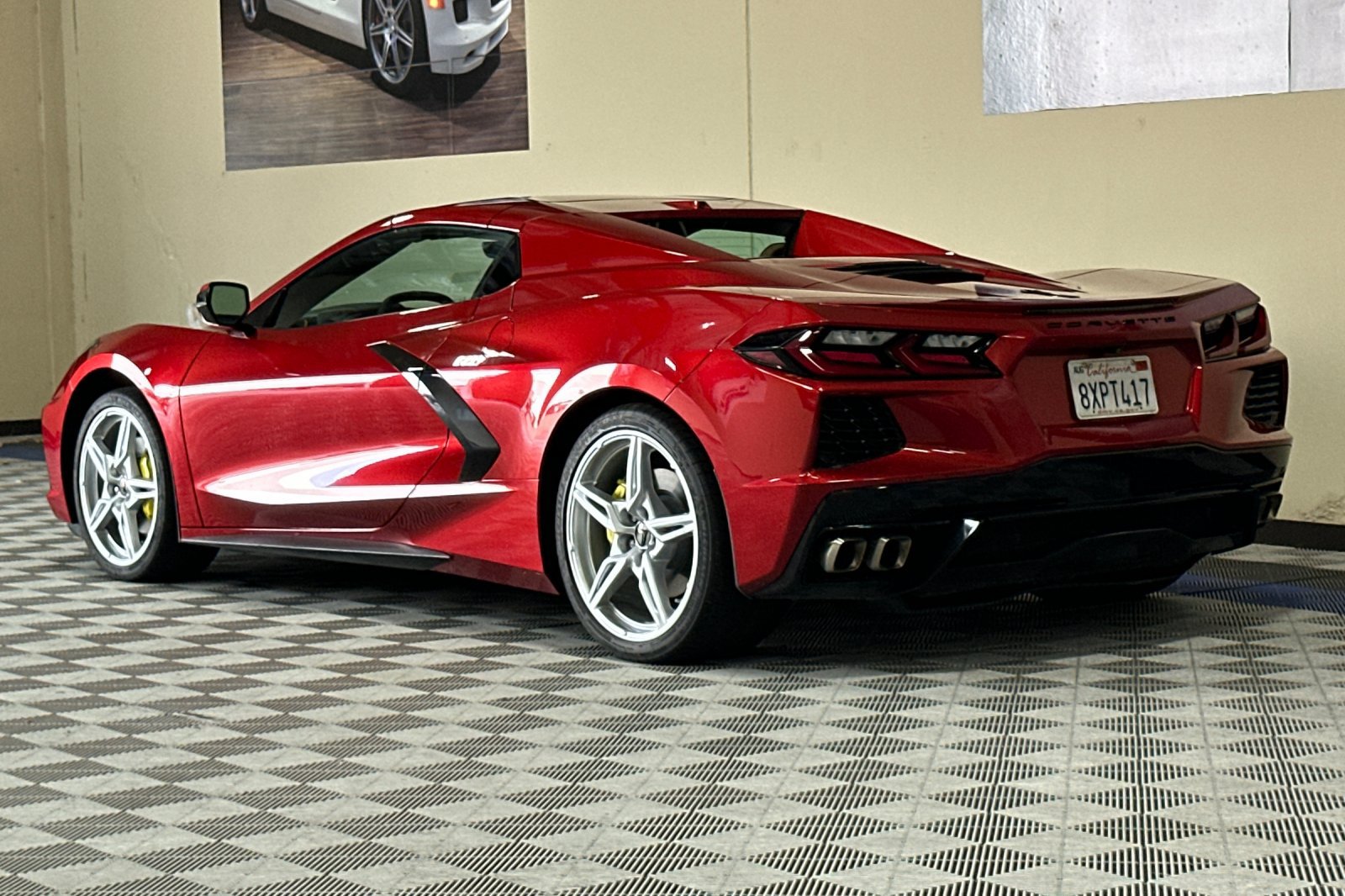 Used 2021 Chevrolet Corvette Stingray Premium Conv w/ 3LT RWD image 6
