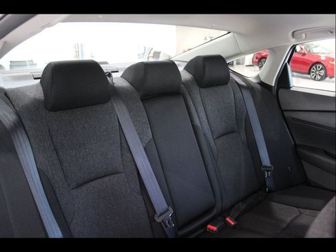 Certified 2025 Honda Accord SE image 21